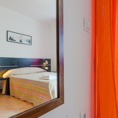 Apartamentos Mas Conil Conil De La Frontera Quarto foto